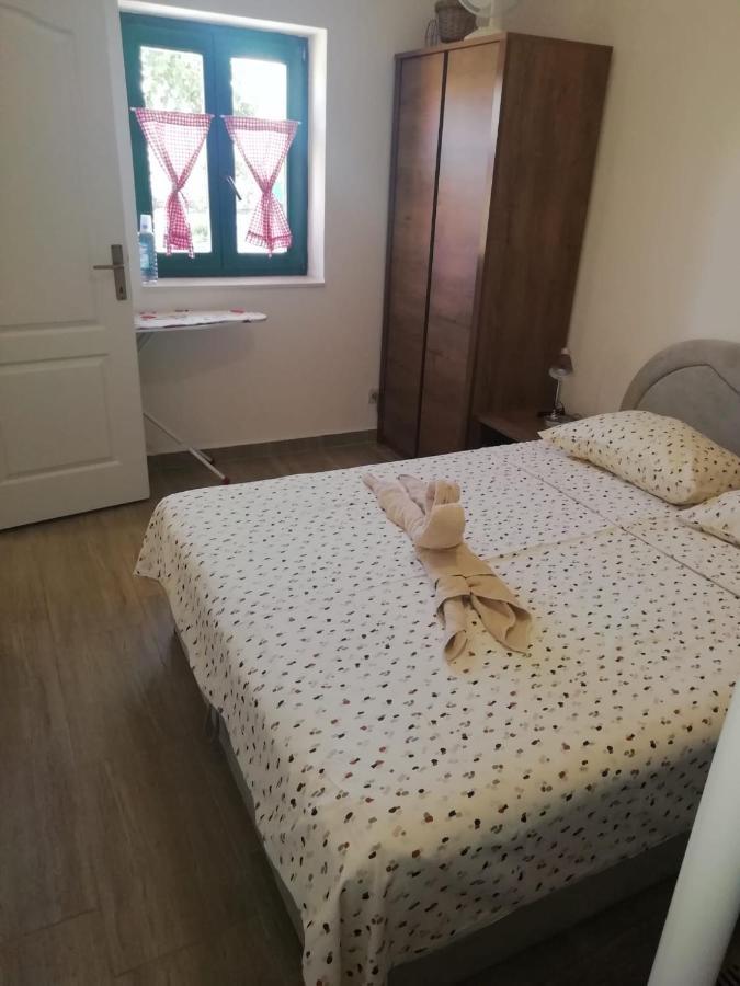 Nikini Dvori Villa Gradac  Bagian luar foto
